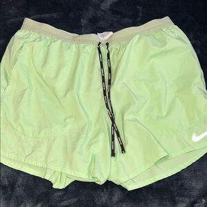 Nike Women's Mint Green Athletic Shorts Size XL